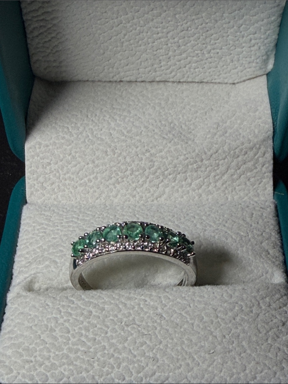 Emerald Green Gemstone Band Ring - Women Jewelry